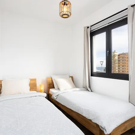 فيلة De 4 Dormitorios, Moderna Y Nueva, Con Aire Acondicionado, Cerca Del Mar Y Playa - Casa Maravilla *