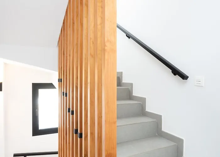 De 4 Dormitorios, Moderna Y Nueva, Con Aire Acondicionado, Cerca Del Mar Y Playa - Casa Maravilla * 로스실로스