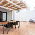 Villa De 4 Dormitorios, Moderna Y Nueva, Con Aire Acondicionado, Cerca Del Mar Y Playa - Casa Maravilla Los Silos