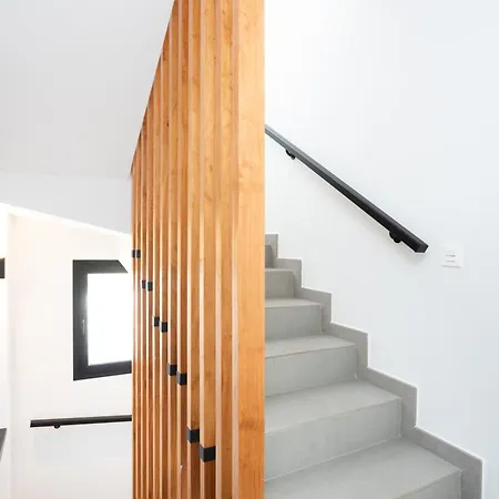 De 4 Dormitorios, Moderna Y Nueva, Con Aire Acondicionado, Cerca Del Mar Y Playa - Casa Maravilla * لوس سيلوس