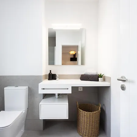 De 4 Dormitorios, Moderna Y Nueva, Con Aire Acondicionado, Cerca Del Mar Y Playa - Casa Maravilla Los Silos