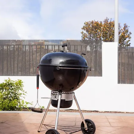 De 4 Dormitorios, Moderna Y Nueva, Con Aire Acondicionado, Cerca Del Mar Y Playa - Casa Maravilla *