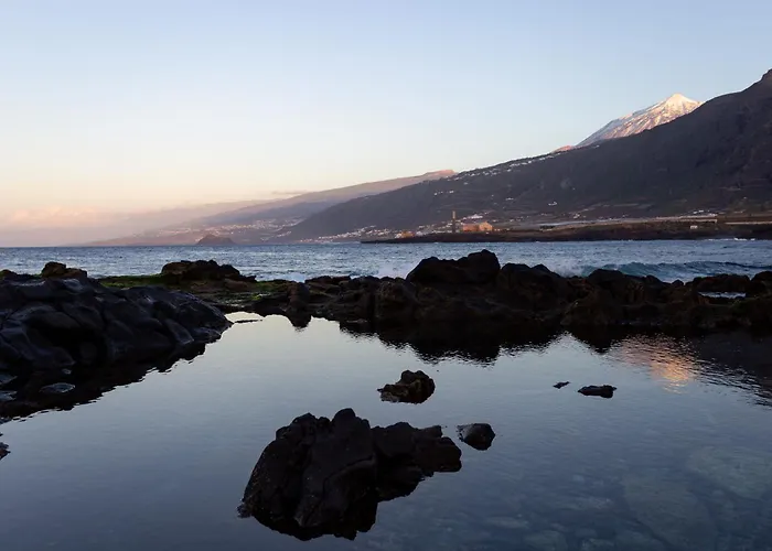 De 4 Dormitorios, Moderna Y Nueva, Con Aire Acondicionado, Cerca Del Mar Y Playa - Casa Maravilla Villa *