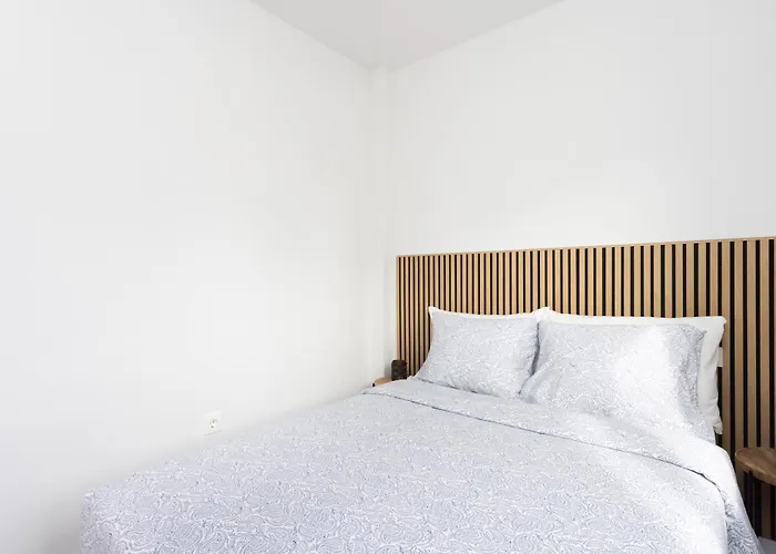 De 4 Dormitorios, Moderna Y Nueva, Con Aire Acondicionado, Cerca Del Mar Y Playa - Casa Maravilla Villa