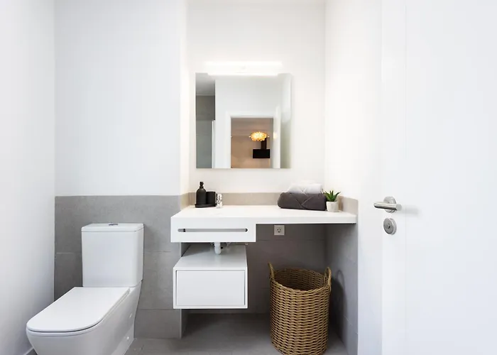 De 4 Dormitorios, Moderna Y Nueva, Con Aire Acondicionado, Cerca Del Mar Y Playa - Casa Maravilla Los Silos